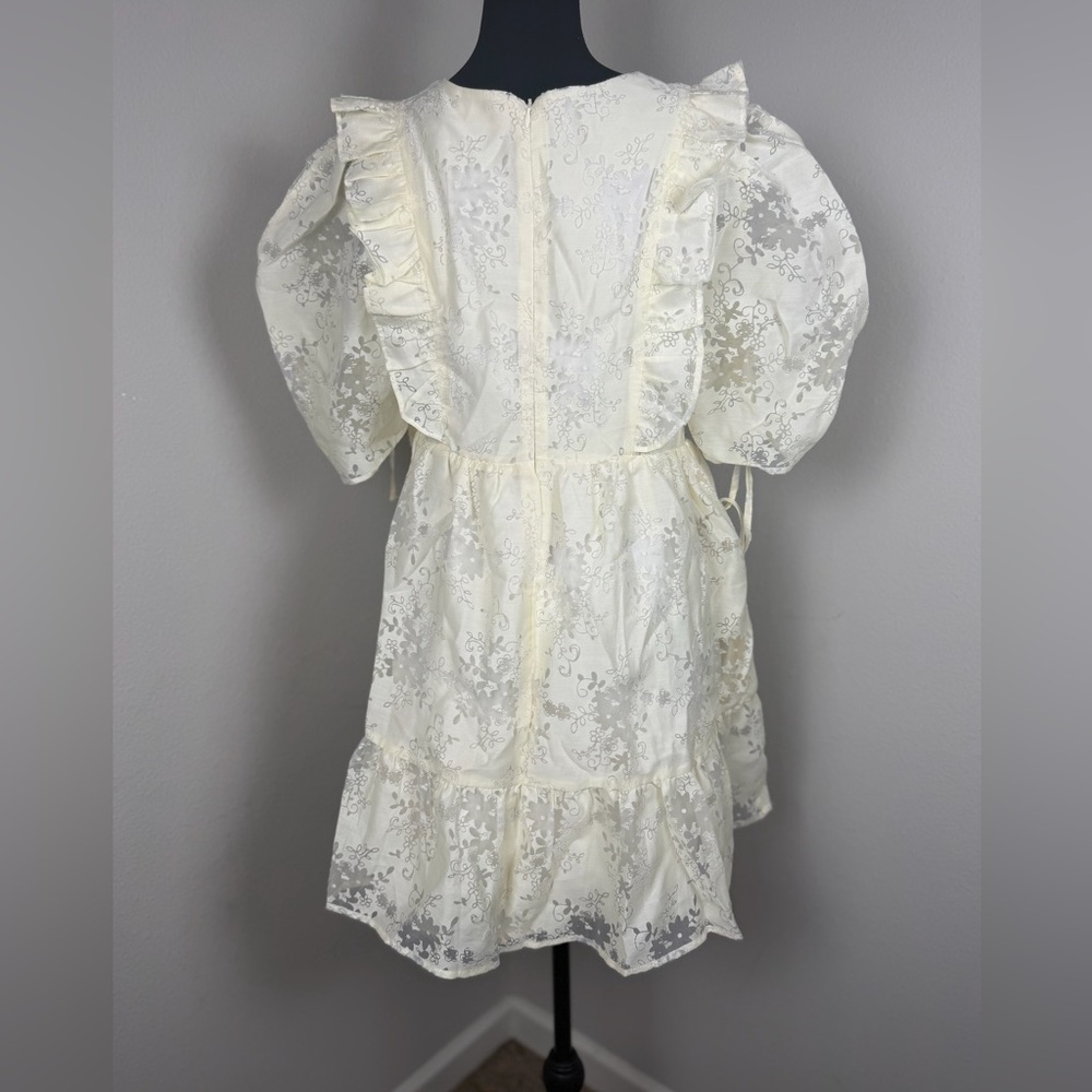 Storia Textured Baby Doll Mini Dress - Picture 11 of 17